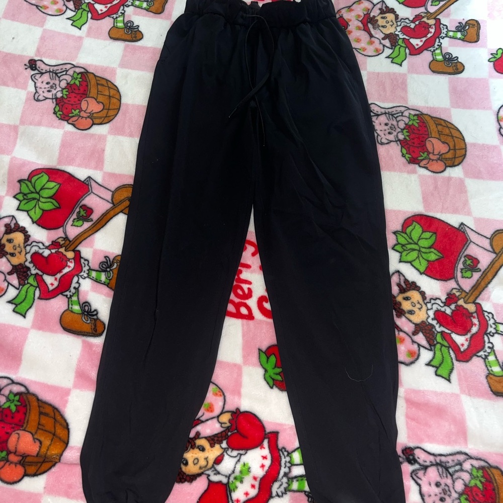lululemon athletica Black high rise black joggers size 4